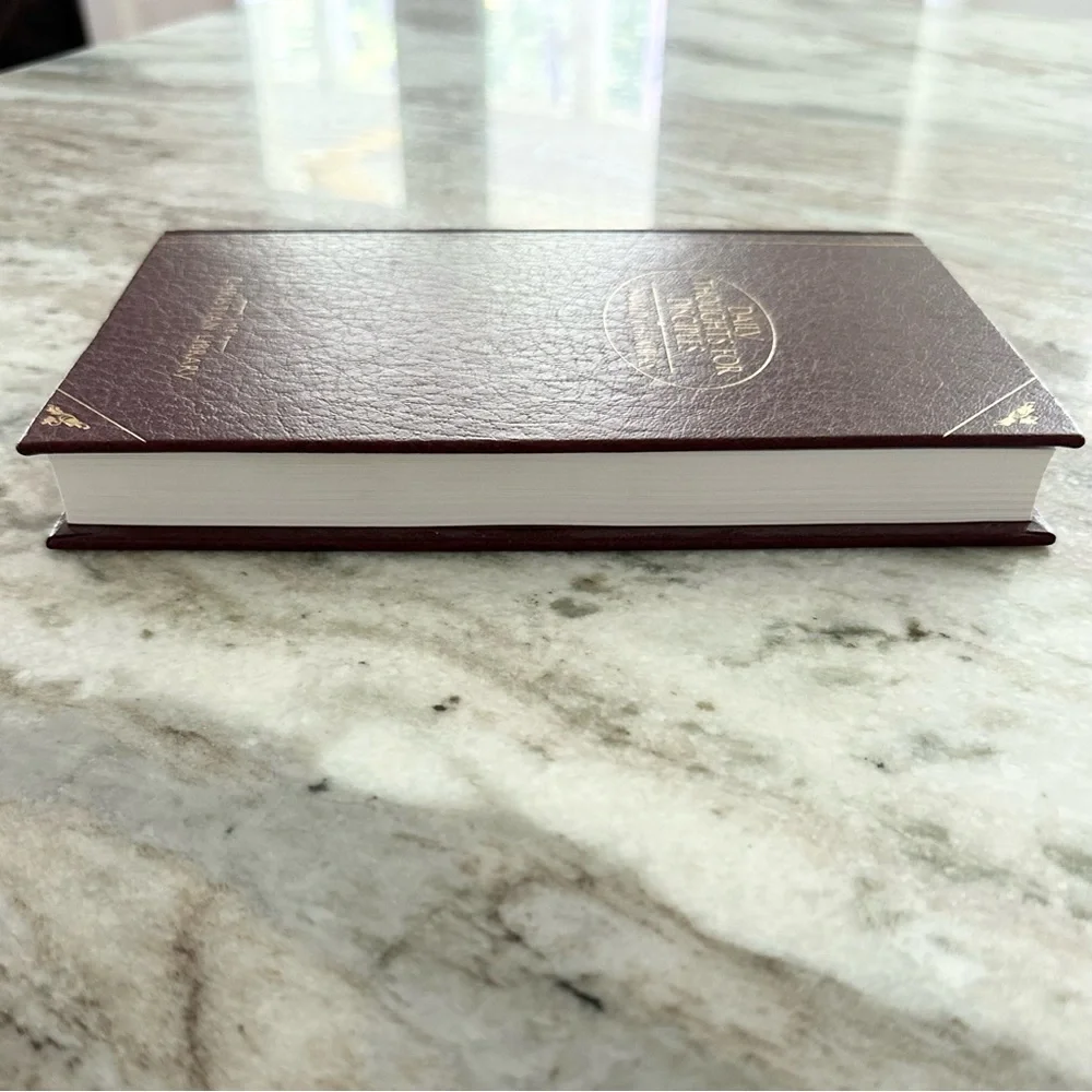 Daily Thoughts For Disciples-Oswald Chambers Christian Library Faith Book